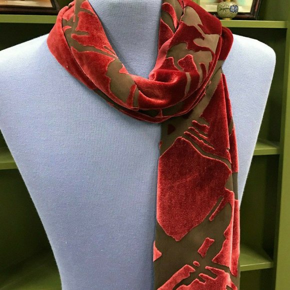 Burgundy Burnout Velvet Scarf with Silk Backing 10x59" Oblong Wrap Shawl - Picture 4 of 9